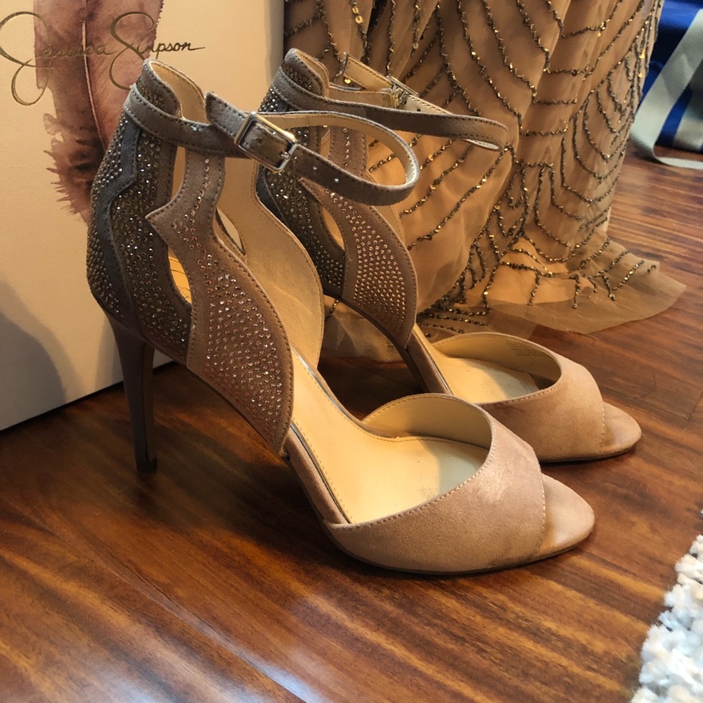 Jessica Simpson charcoal and blush heels